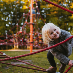 Besøg Madsby Legepark - her er noget for alle aldre