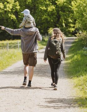 Prøv den familievenlige vandrerute ved Trelde Næs